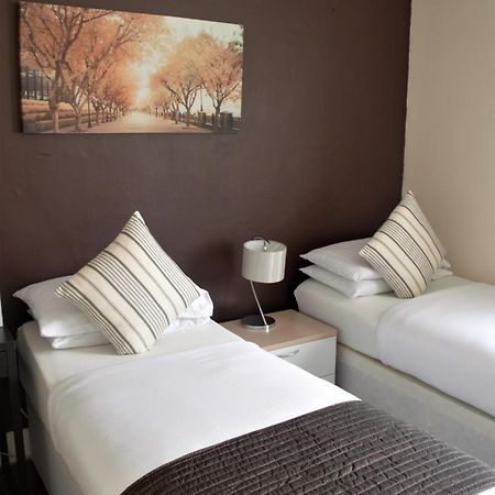 Kipps Backpackers Canterbury Esterno foto