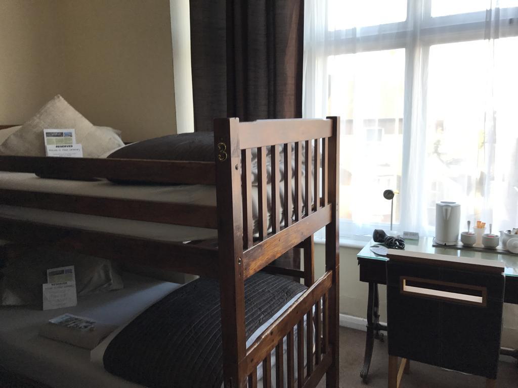 Kipps Backpackers Canterbury Esterno foto