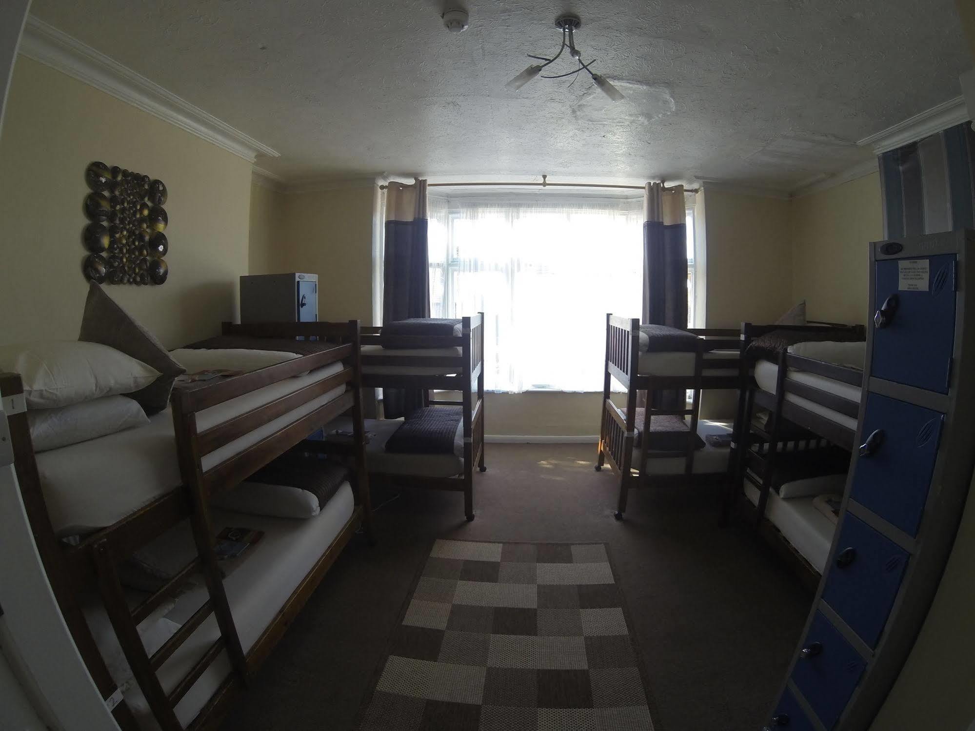 Kipps Backpackers Canterbury Esterno foto